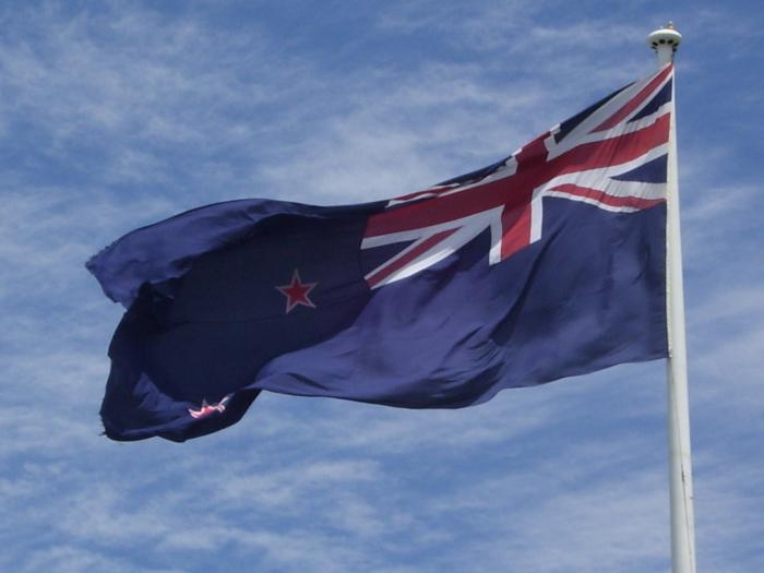 뉴질랜드의 팔, 찬송가 및 깃발의 국장